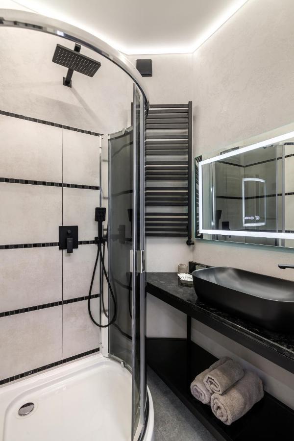 Two Bedrooms 13 Shpytalna Street Lemberg Exterior foto