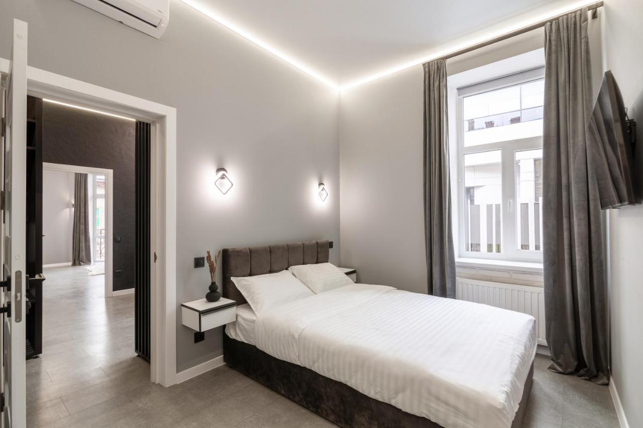 Two Bedrooms 13 Shpytalna Street Lemberg Exterior foto